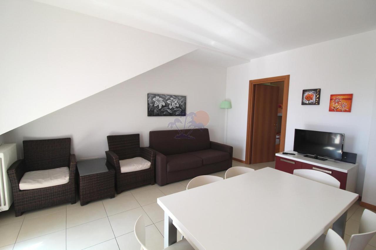 Appartamenti Gli Olmi Lazise Exterior foto